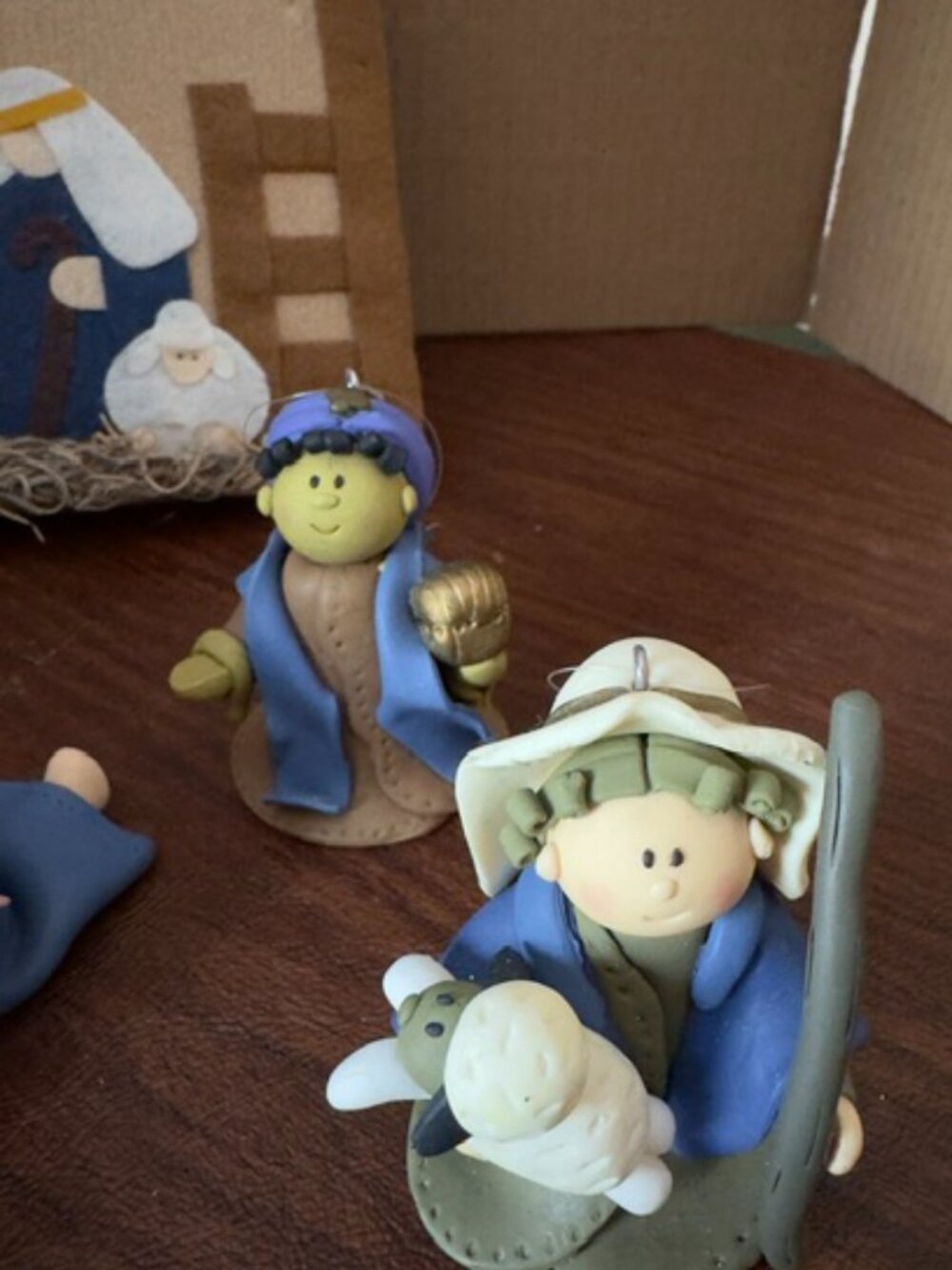 Vintage polymer clay and felt nativity set - Picture 4 of 5